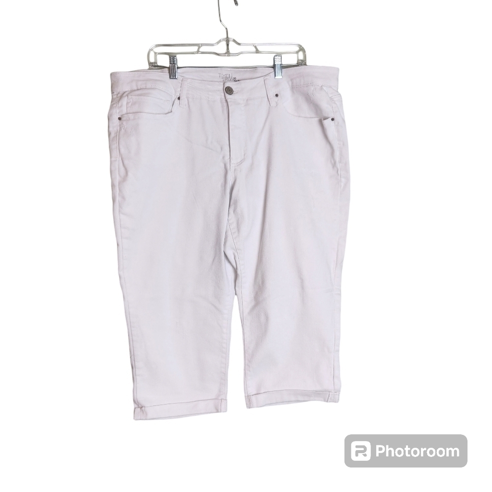Time & Tru White Plus Size Jean Capri's